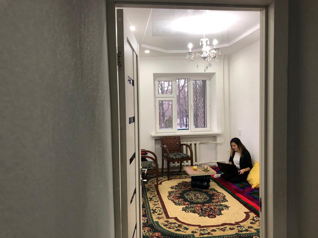 Flow Hostel Бішкек Екстер'єр фото